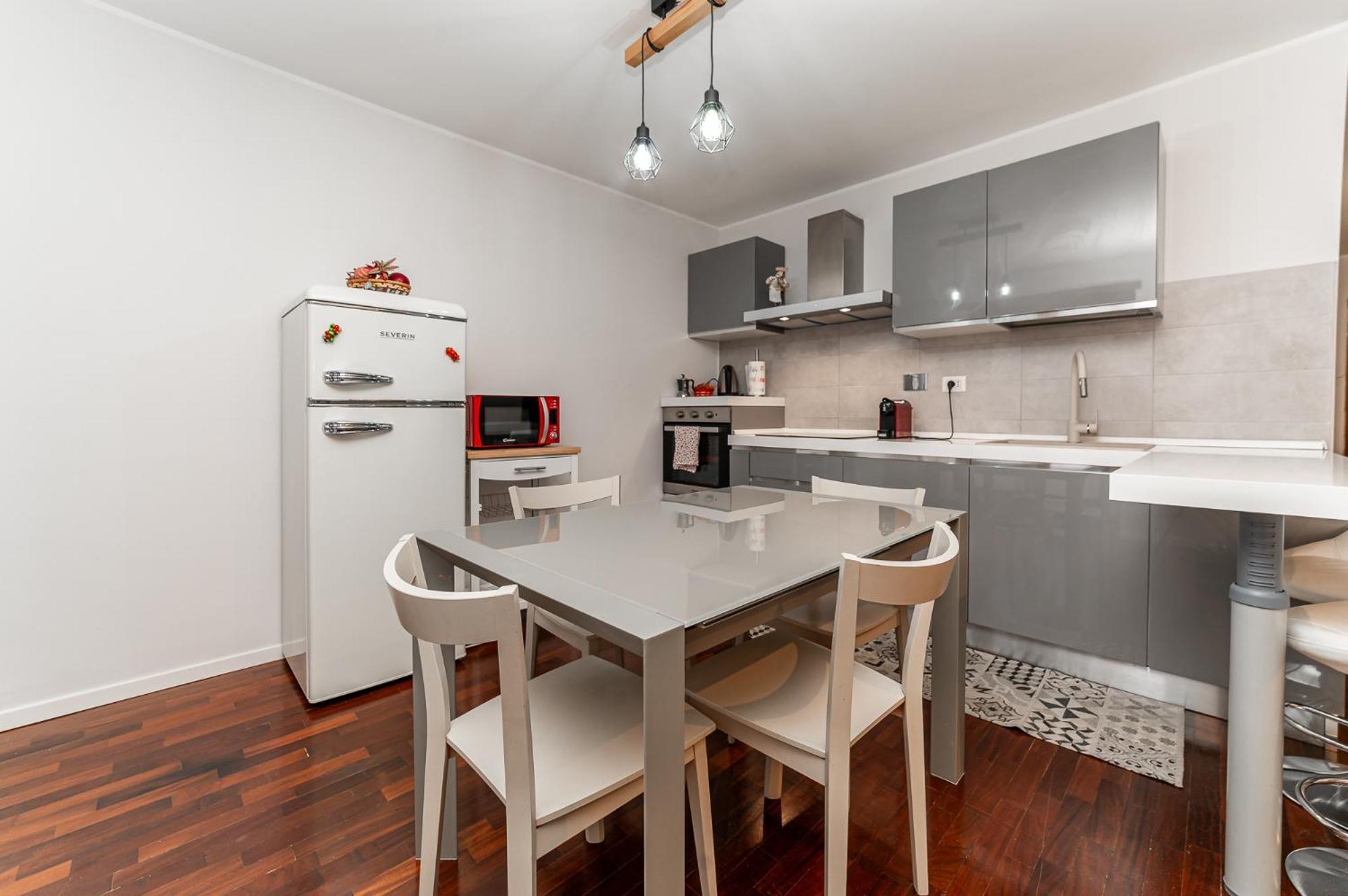 Elegant Penthouse - Metro Conca D'oro & Terrace Appartamento *