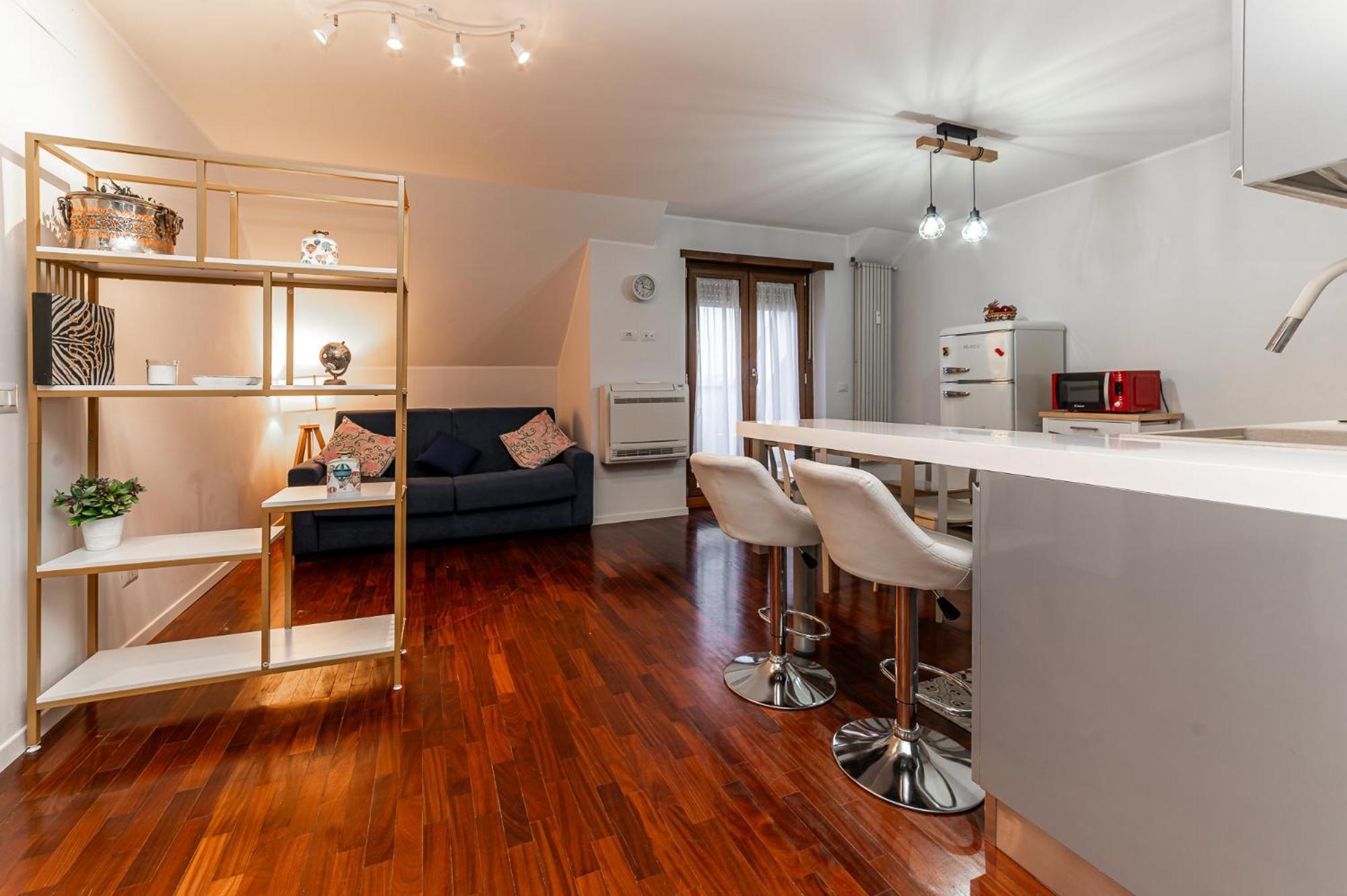 Appartamento Elegant Penthouse - Metro Conca D'oro & Terrace *