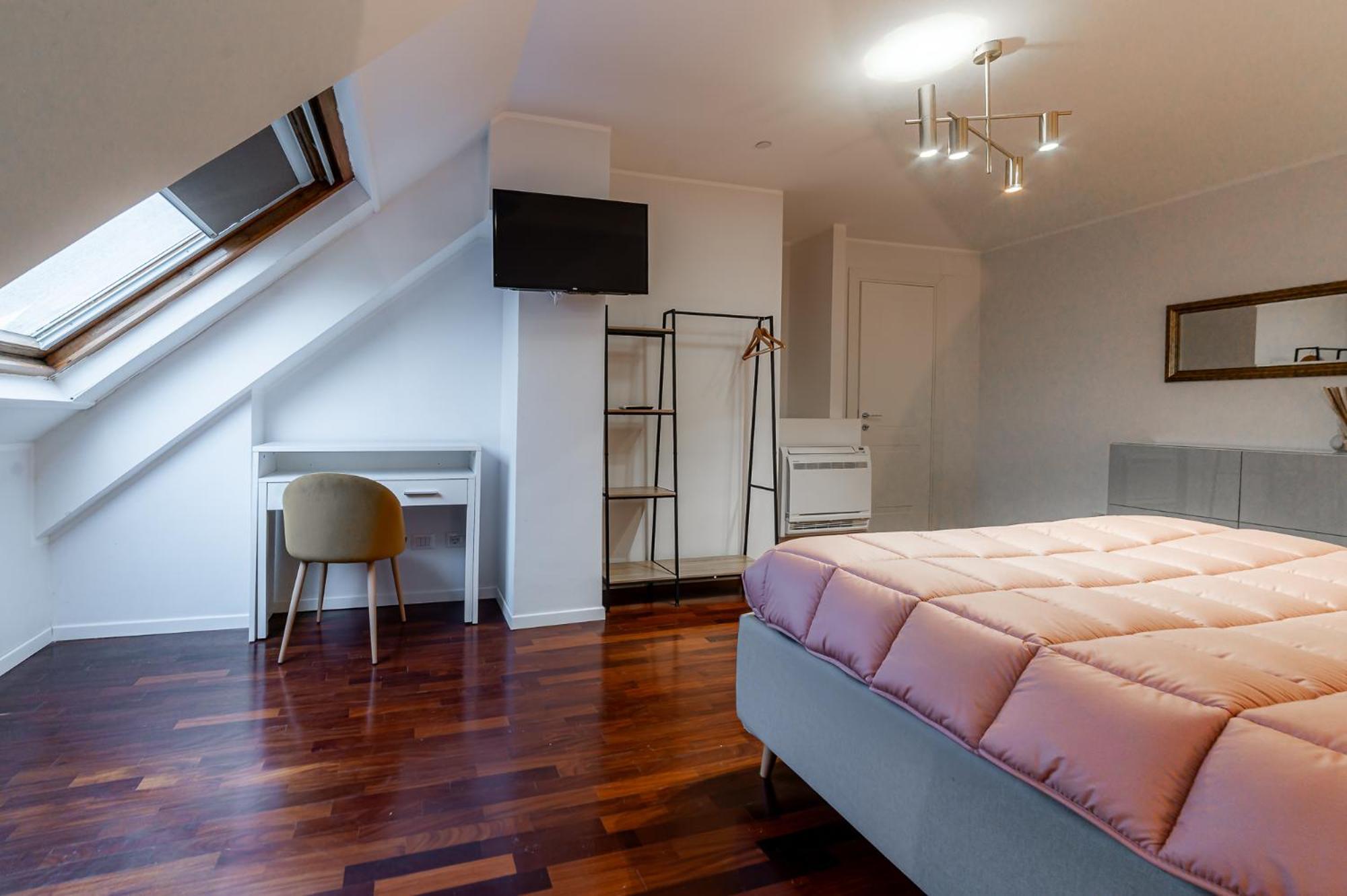 Appartamento Elegant Penthouse - Metro Conca D'oro & Terrace