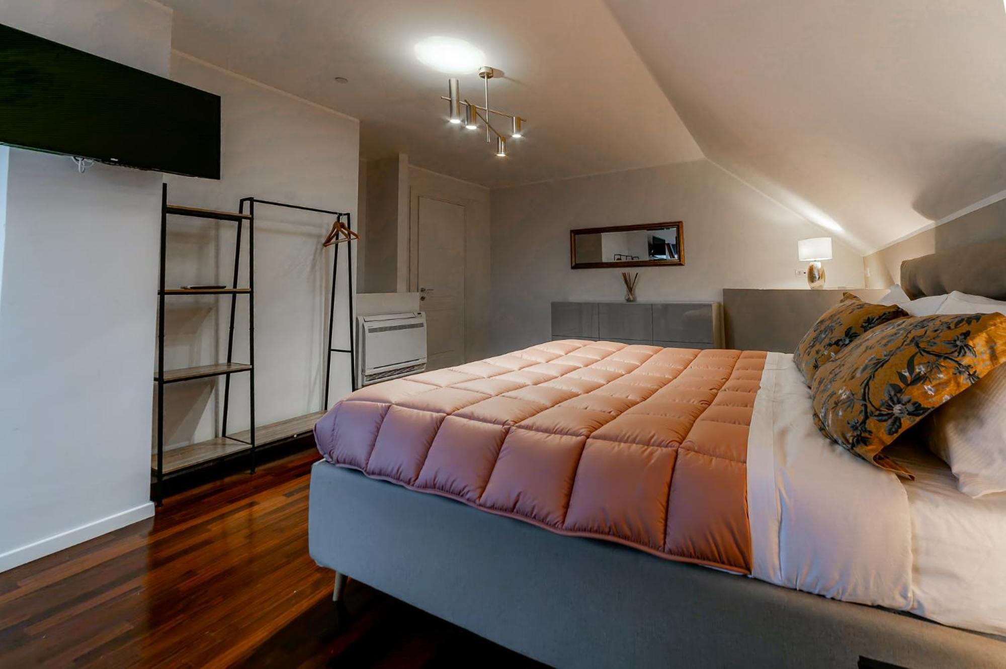 Elegant Penthouse - Metro Conca D'oro & Terrace Appartamento *